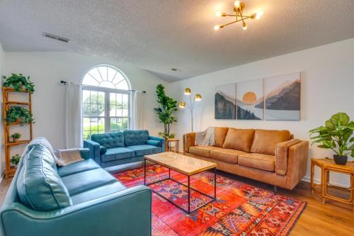 Community Pool/Close to Downtown Greenville
