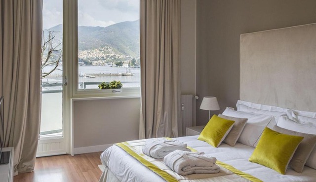 Como Lake Suites