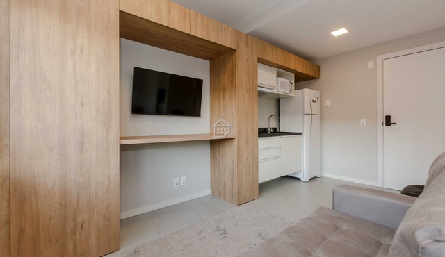 Compact and Modern Studio Facing the Park