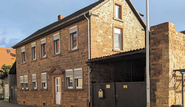 Complete house | 6 beds | 2 bathrooms | centrally located