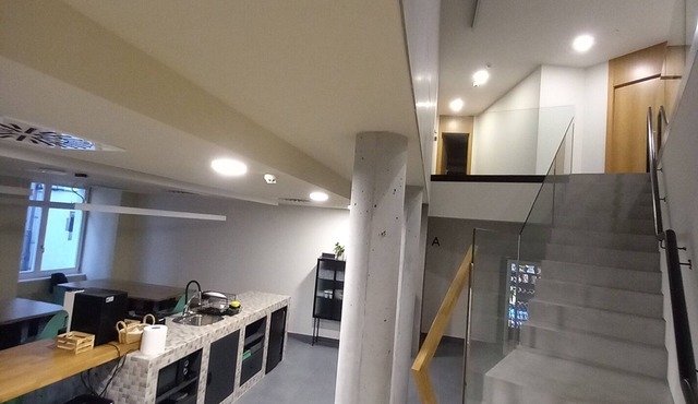 COMPLETE LUXURY HOSTEL in PLAZA DE LA CATEDRAL ideal for GROUPS