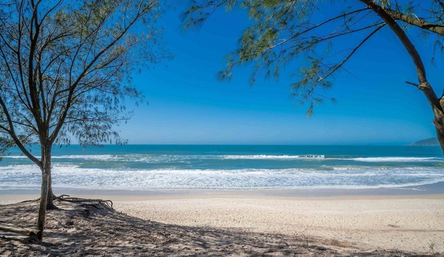 Complete Stay by the Sea, Just 10 Meters From the Beach - Aars