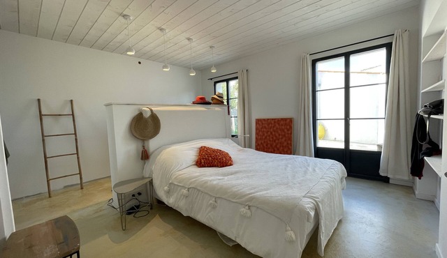 Completely renovated old winery in a typical island village