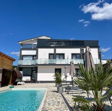 Complex Casa Dami