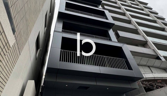 Complimentary Breakfast Included | Central Studio