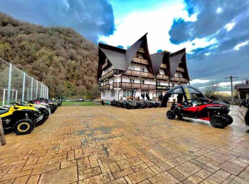 CONACUL VANATORULUI, Borlova - MUNTELE MIC - Enduro Base