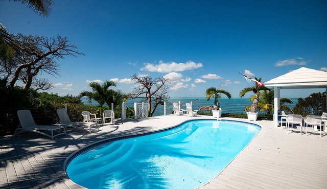 Conched Out – Luxury 5BR Estate with Private Dock & Stunning Abaco Sunsets