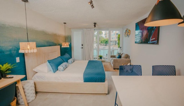 Condado Beach-Pool Front Jewel