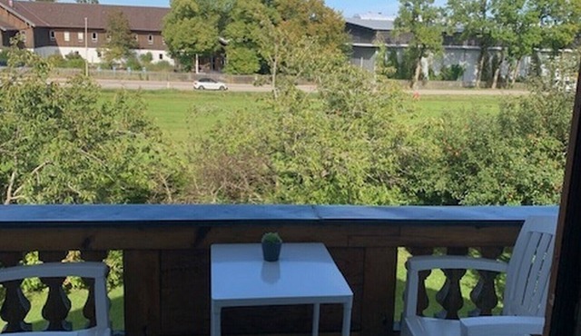 Condo-Private Bathroom-Balcony-Deluxe-Zimmer