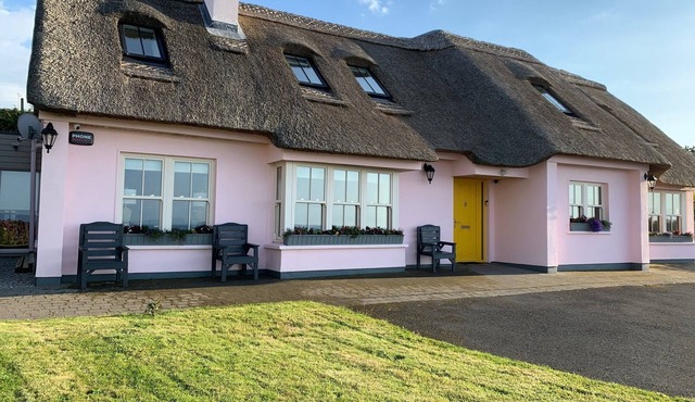 Connemara Thatched Cottage,