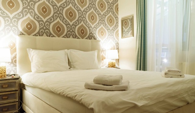 Constellation Loft Colina Marei: XBox and Baby Crib