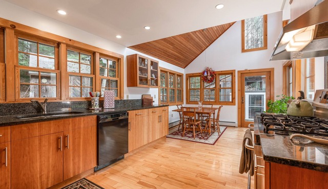 Contemporary Upper Valley vacation rental w/10 acres of private land