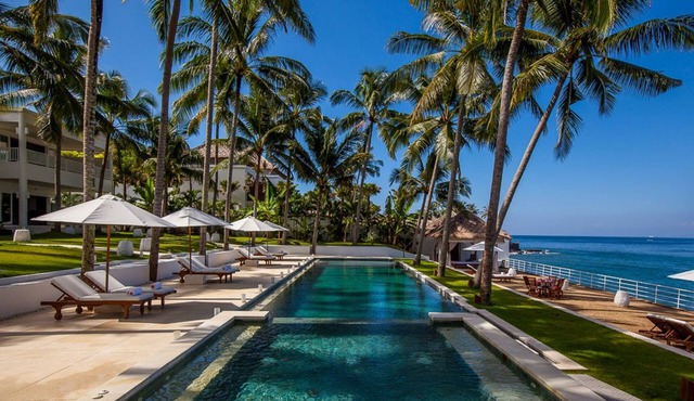Contemporary-Colonial Style 3BR Villa W/Ocean View, Candidasa! Stunning View!
