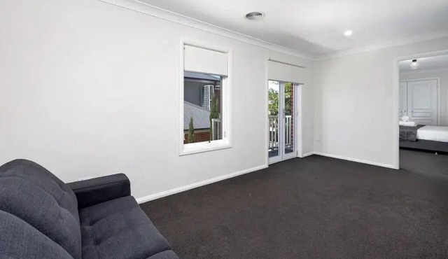 Contemporary living in Wagga Wagga at its finest.