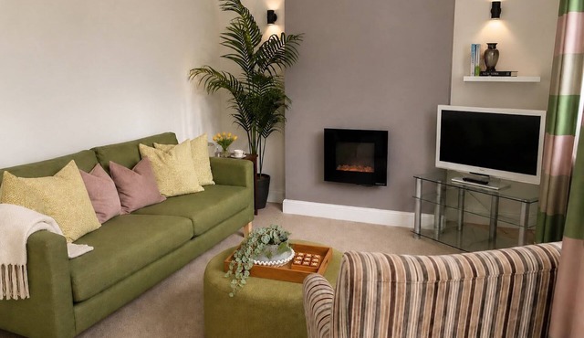 Contractor-Friendly 3BR | Hartlepool Stay