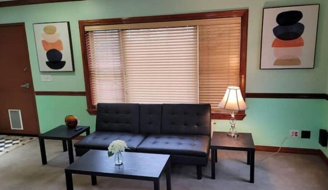 Convenient & Cozy West Seattle