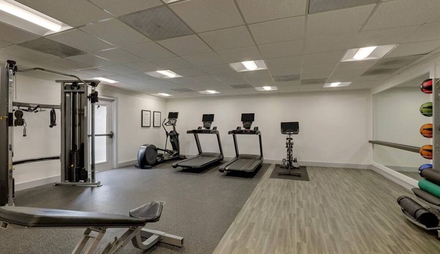 Convenient Location! Close to Norman Y. Mineta Airport