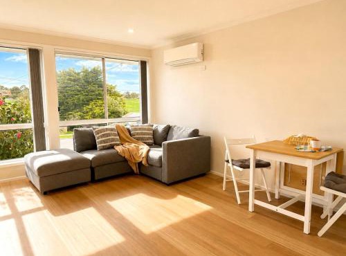 Convenient Melbourne Stay Near Airport
