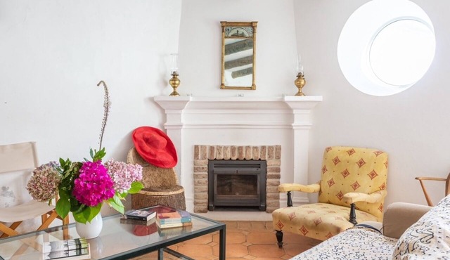 Converted Shepherds Cottage in Traditional Cork Forest, Near Evora