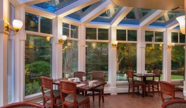 Copper Beech Inn