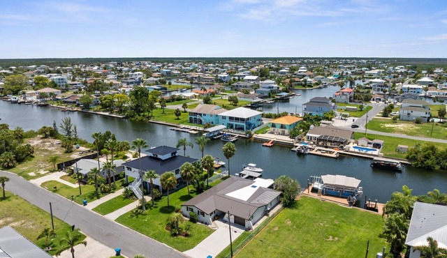 Coppertale Hernando Beach 3 Bedroom, 2 Bath Waterfront