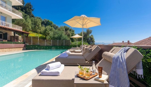 Corfelia Seaview Suites