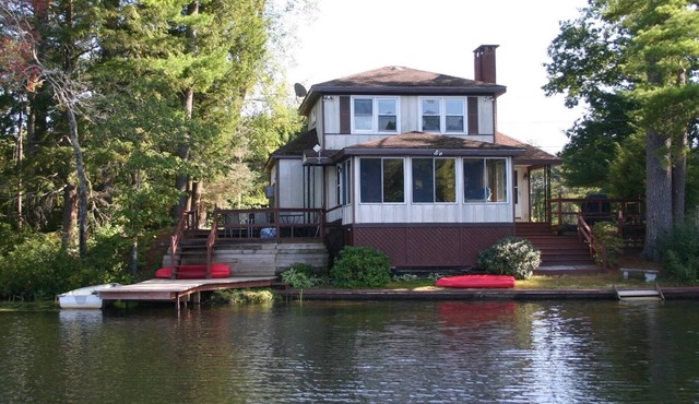 Corkscrew Cottage—Year-around, lakeside home with pristine water and great views