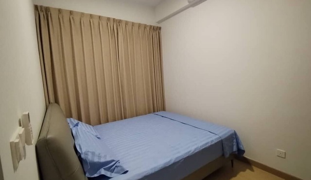 Corner unit 3R3B2cp condo, 550 sf terrace/balcony and AC in Kuala Lumpur