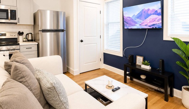 Cornhill Apt w FreeParking Kitchen W+D