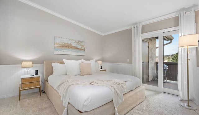 Corniche Cove Luxury - Ocean Views!
