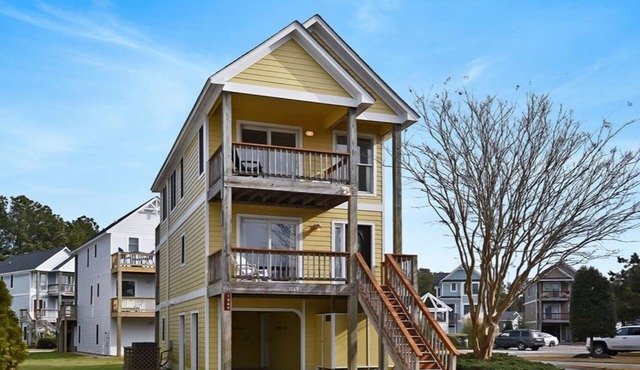 Corolla Light Resort✦Beach Access ✦ Pools ✦ Sports, Oceanfront Complex ✦ Trolley