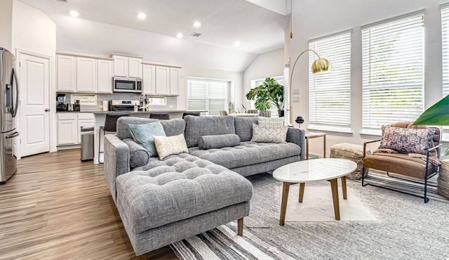 Coronilla Bend - Main Home | House in Austin