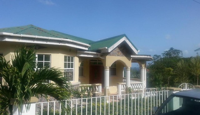 Corosol Apartments