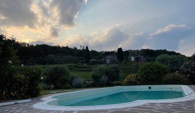 Corte Soave Apartment, swimming pool and whirlpool