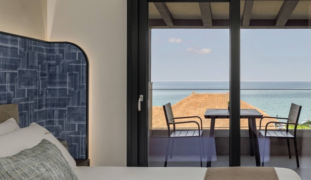Costa De Luxe Suites