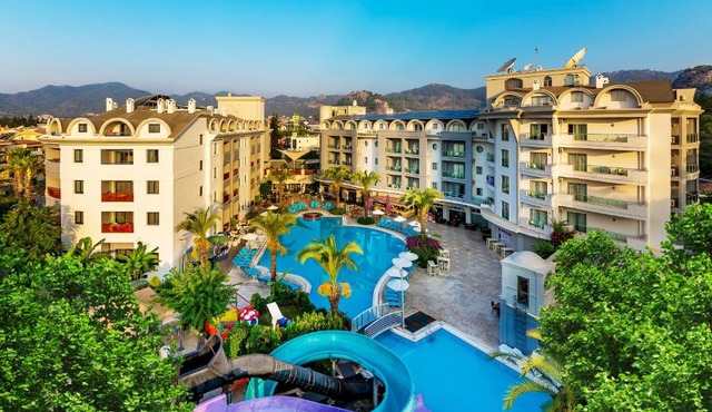 Costa Mare Suites