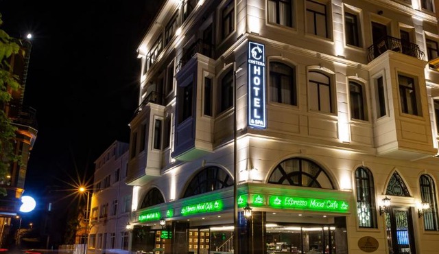 Costera Hotel