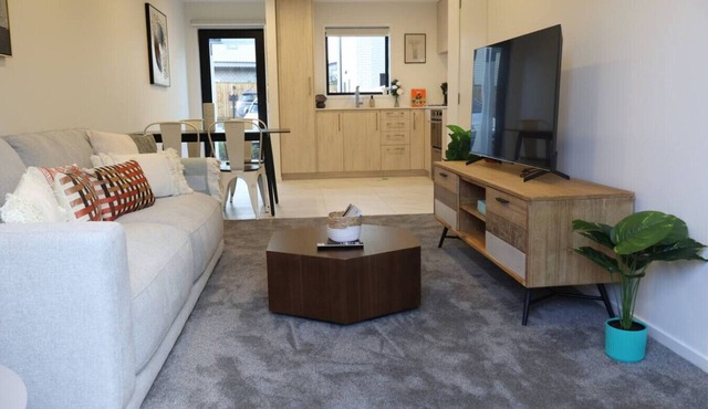 Cosy 2BR House in Awaroa Road