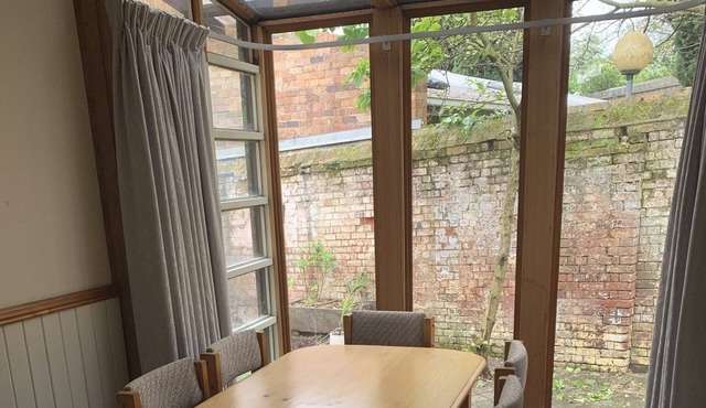 Cosy and comfortable, centrally located, character cottage