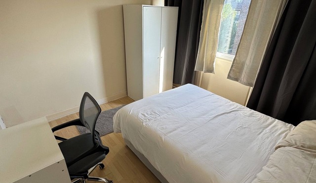 Cosy apartment close to Roehampton country club and the Priory hospital