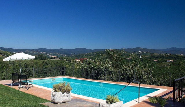 Cosy apartment for 5 people with pool, WIFI, A/C, TV, balcony and panoramic view