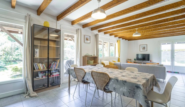 Cosy house between forest and beach - 6 guests