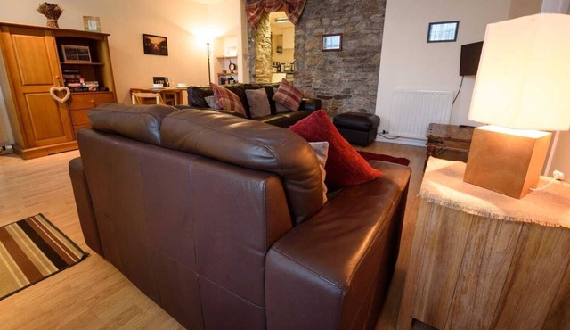 Cosy immaculate apartment in an idyllic coastal town