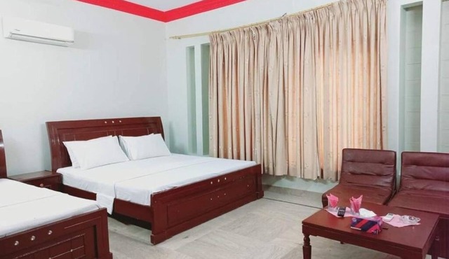 Cosy Inn Guest House : Deluxe Family Room