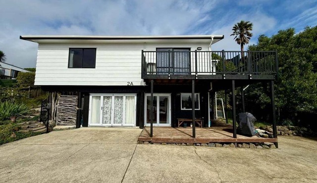 Cosy Raglan Studio — Walk to Beach & Village - Roberts St - (Downstairs)