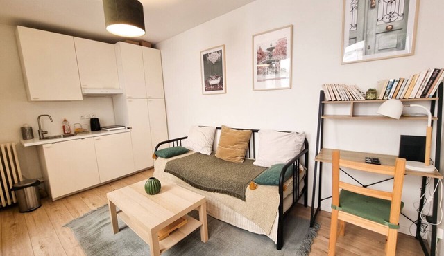 cosy studio in versailles historic centre