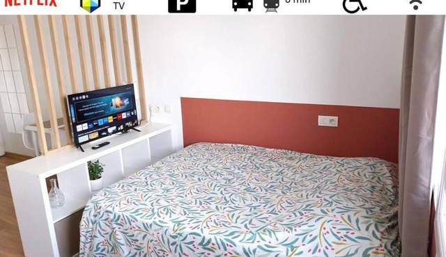 Cosy Studio + parking gratuit