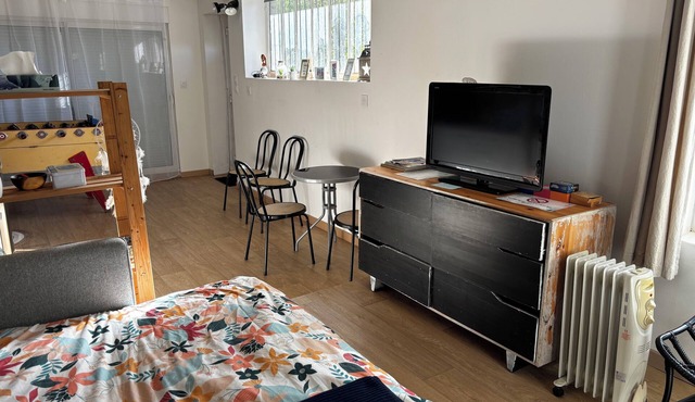Cosy studio with table soccer - charm and comfort