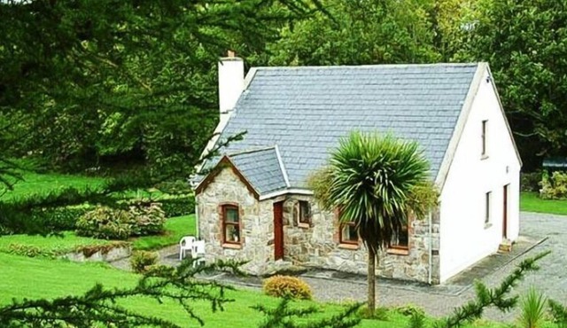 Cottage Cornode, Castlelough