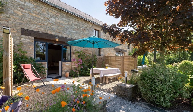 Cottage 'Domaine De Lestroué - Île De Groix' with Shared Pool, Private Terrace and Wi-Fi